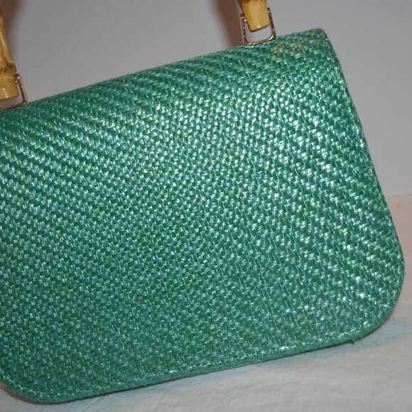 Flowers on Green Haute Hippie Bermuda Handle and Chain Crossbody NWT - Picture 4 of 5